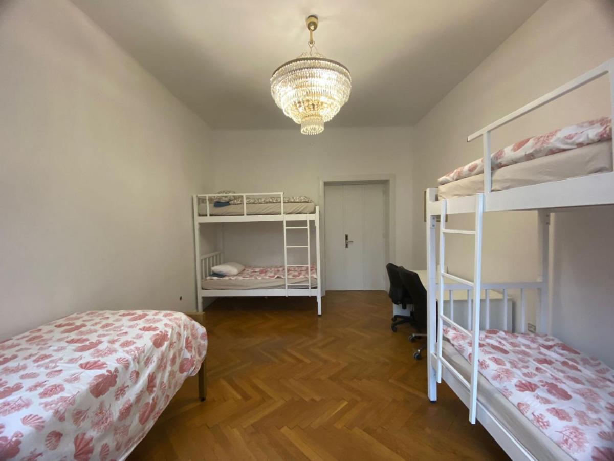 Rooms Miklosiceva Ljubljana Luaran gambar