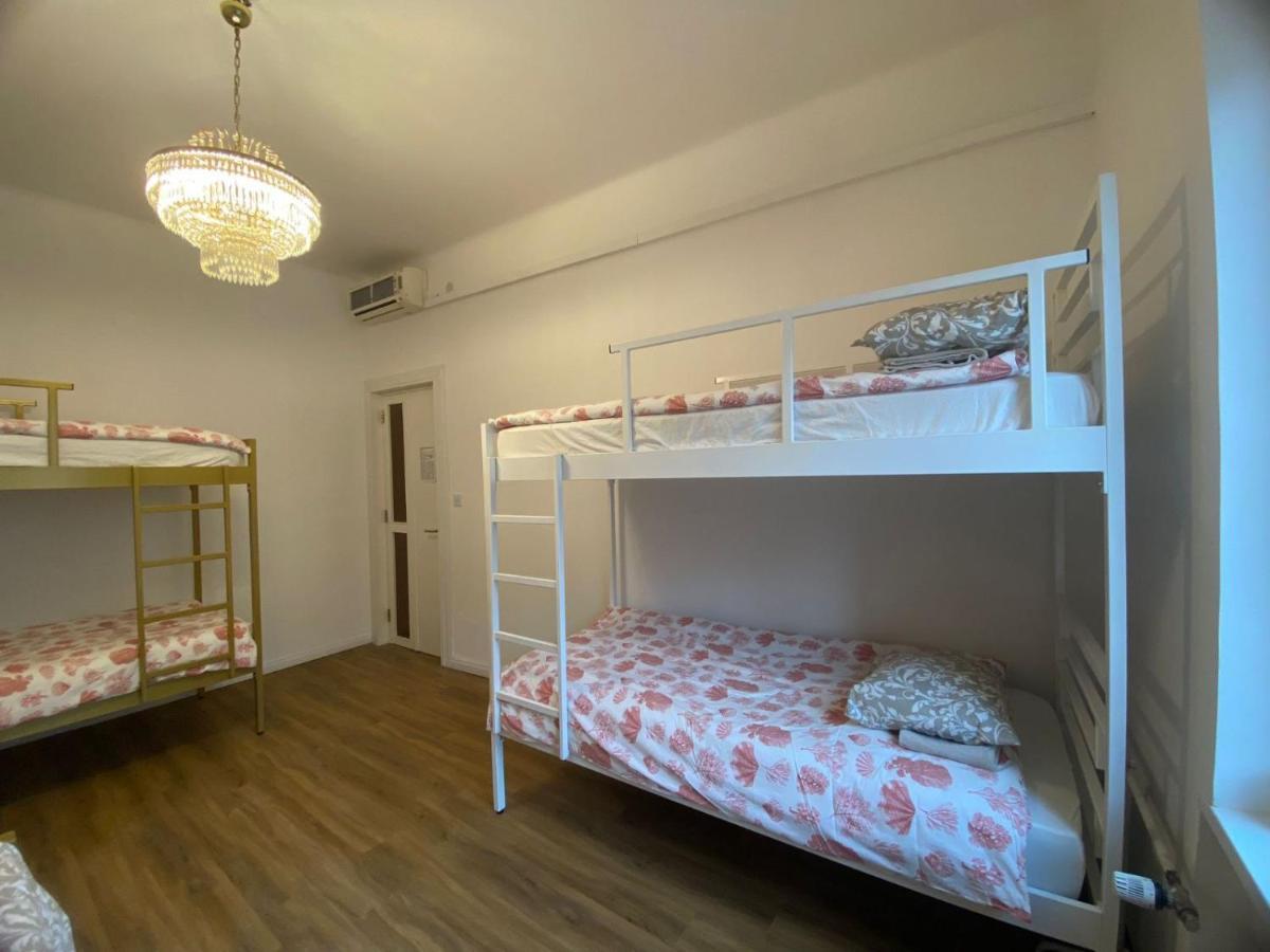 Rooms Miklosiceva Ljubljana Luaran gambar