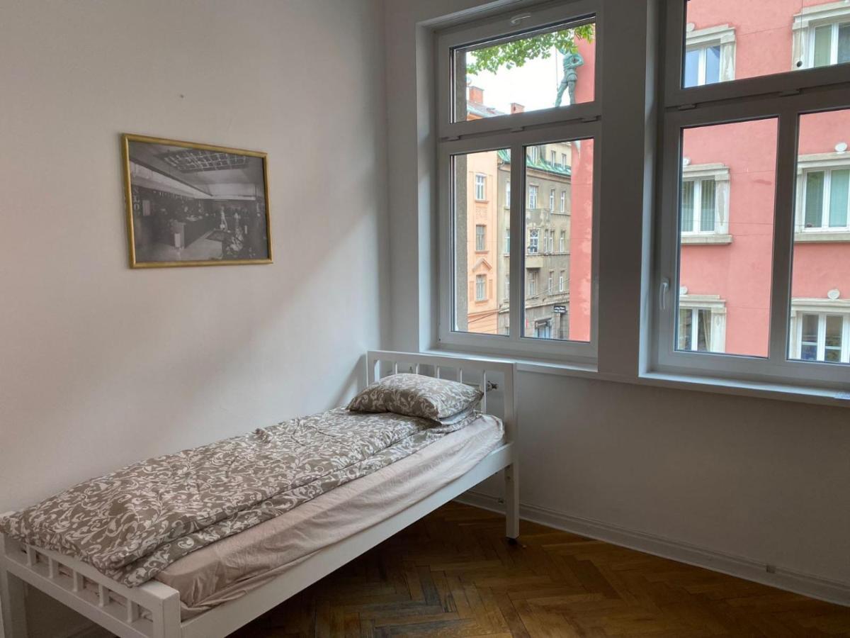 Rooms Miklosiceva Ljubljana Luaran gambar