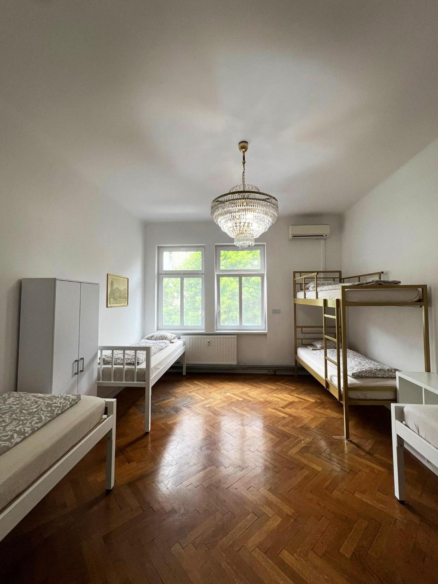 Rooms Miklosiceva Ljubljana Luaran gambar
