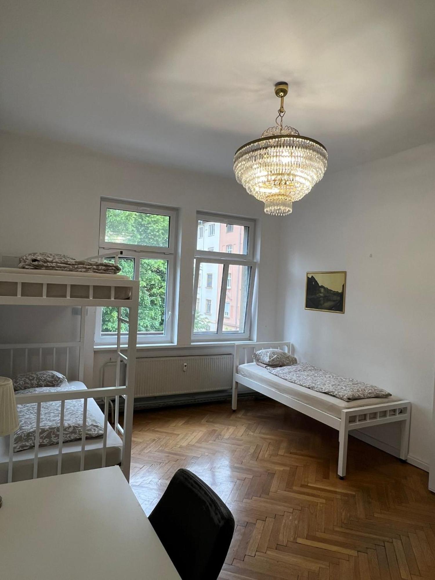 Rooms Miklosiceva Ljubljana Luaran gambar