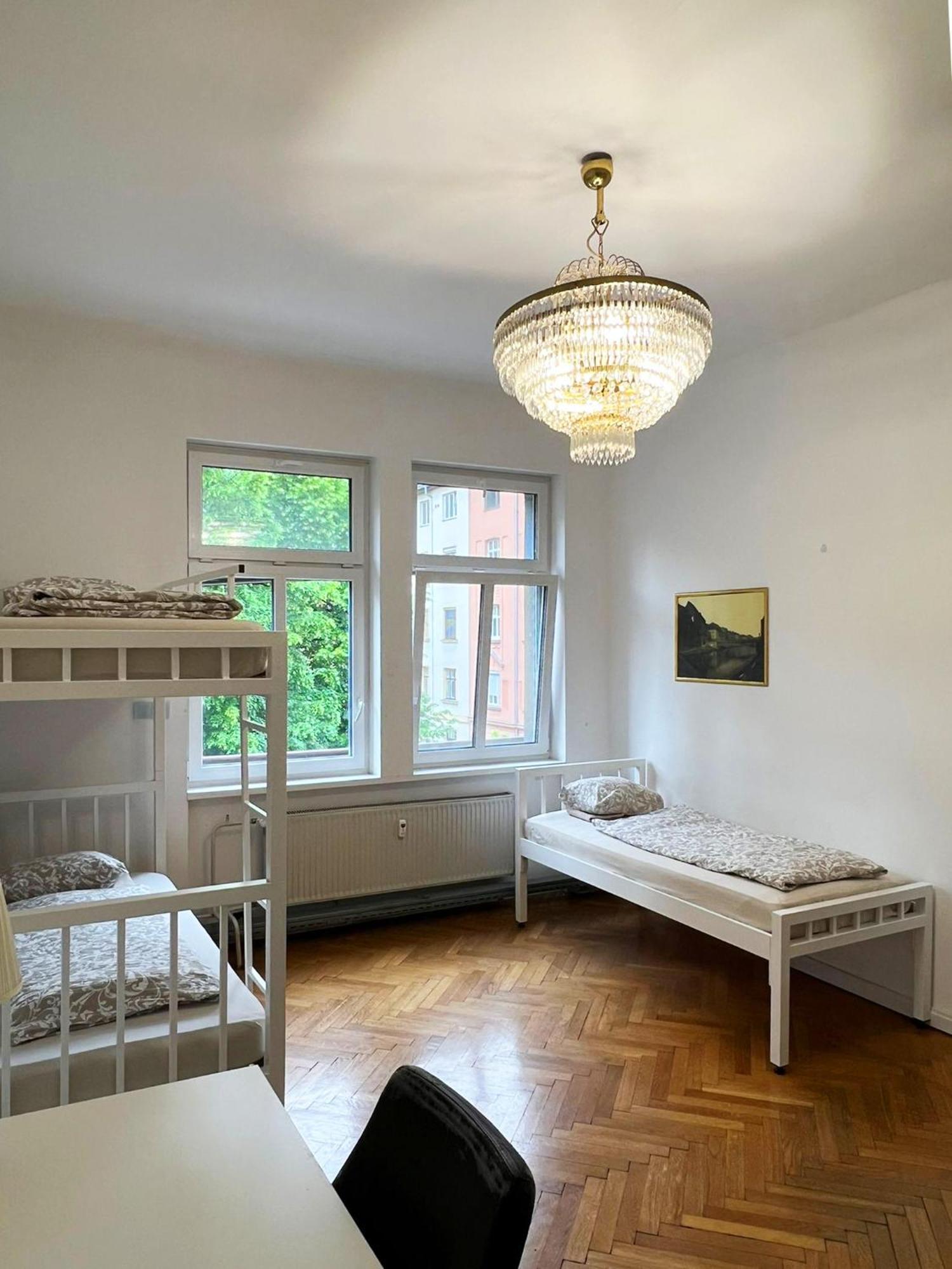 Rooms Miklosiceva Ljubljana Luaran gambar